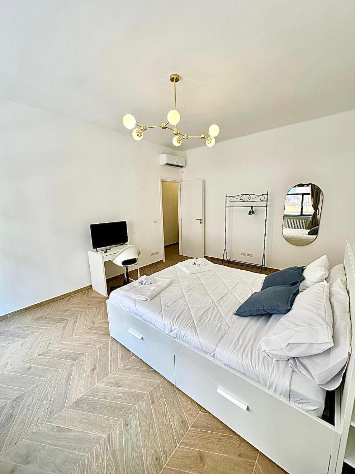 Suite Dante 262 Bari Exteriör bild