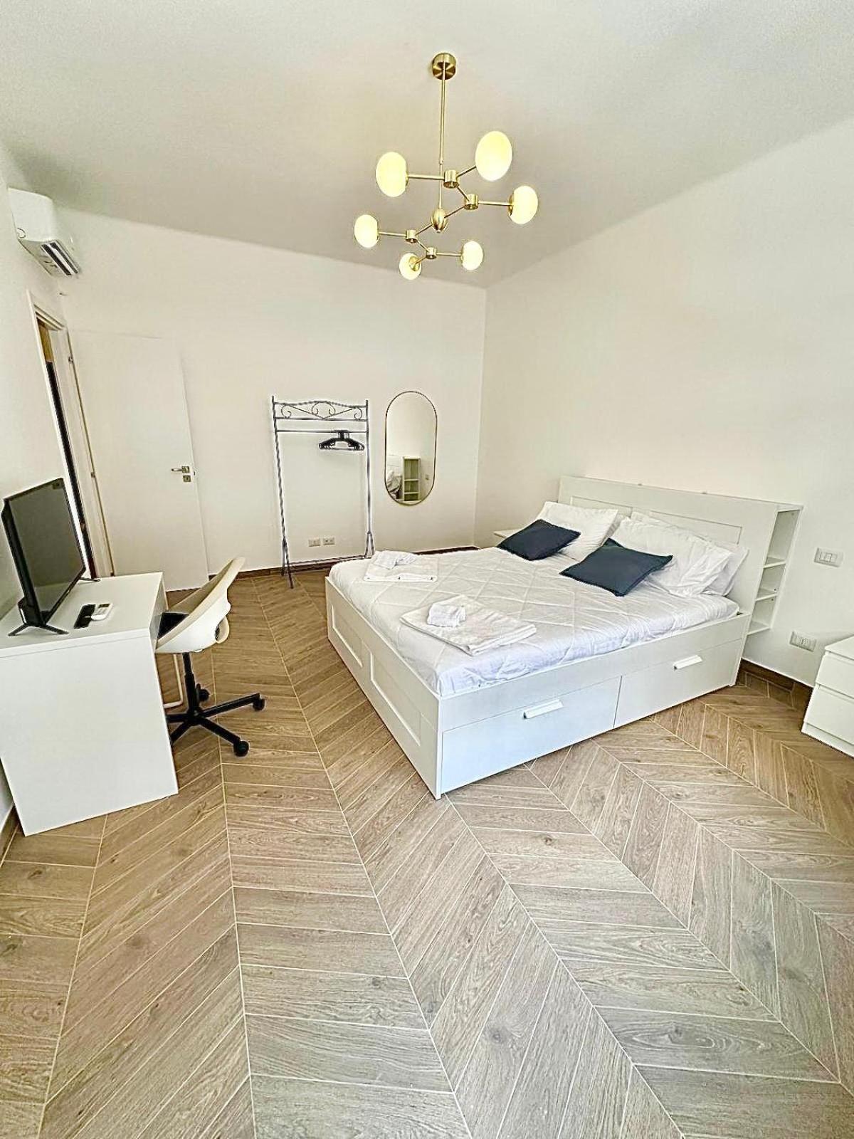 Suite Dante 262 Bari Exteriör bild