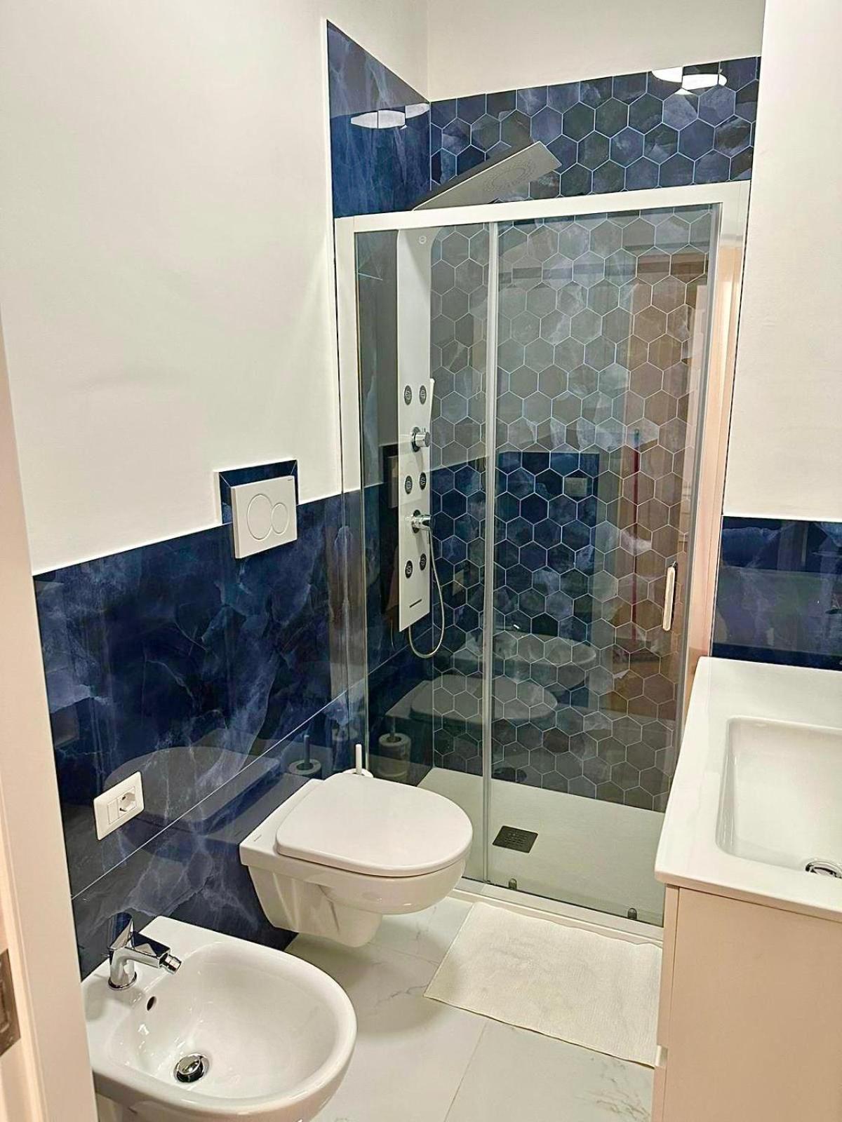 Suite Dante 262 Bari Exteriör bild