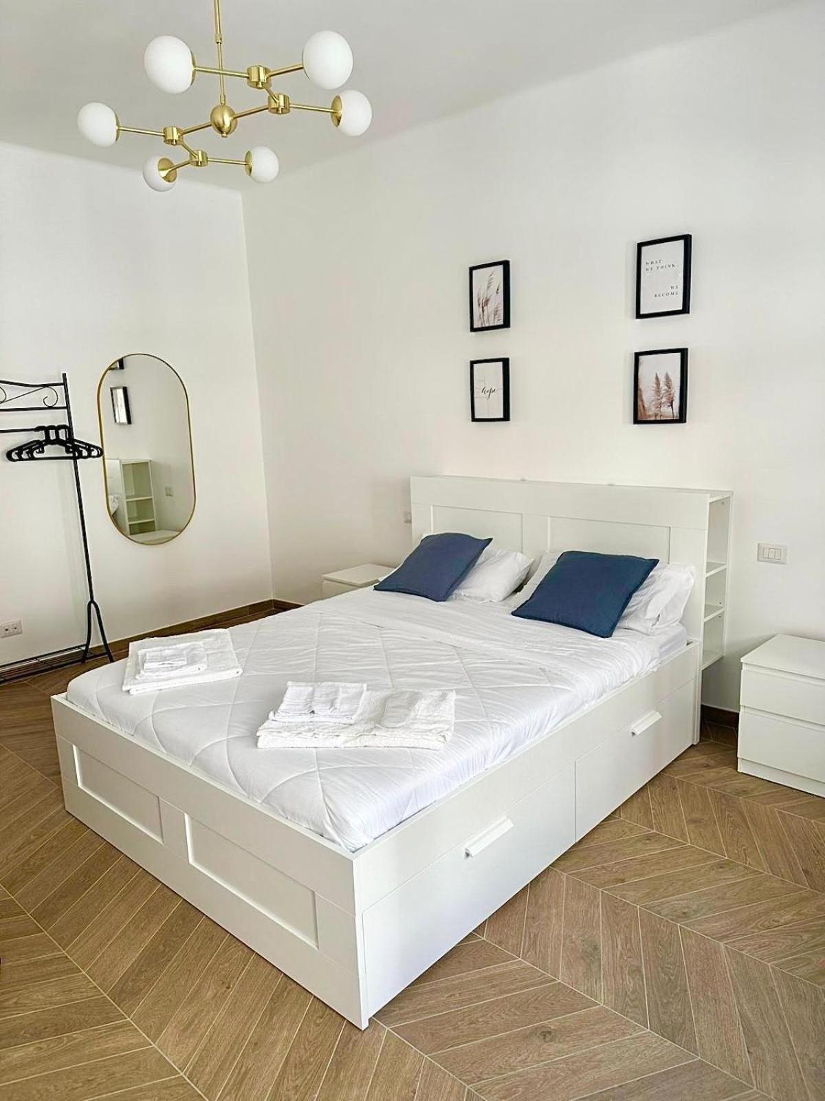 Suite Dante 262 Bari Exteriör bild